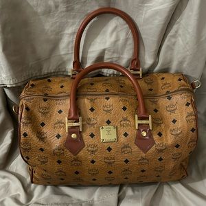 MCM Women’s Handbag Cognac 100% Authentic
